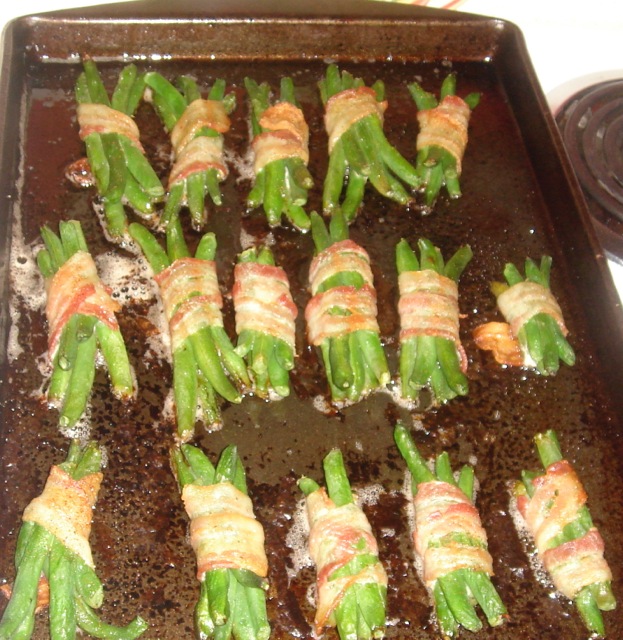 Bacon-Wrapped Green Beans 